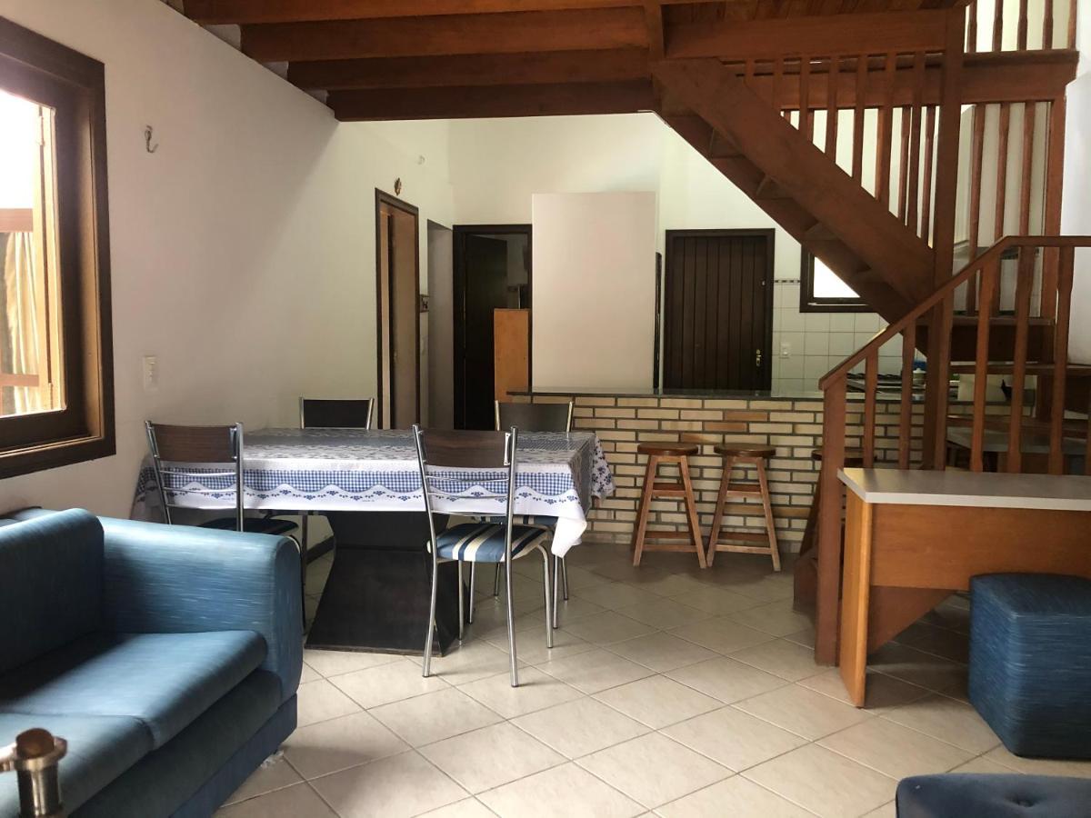 Linda Casa Com Piscina Em Bombinhas, Espaco Inteiro Eksteriør bilde