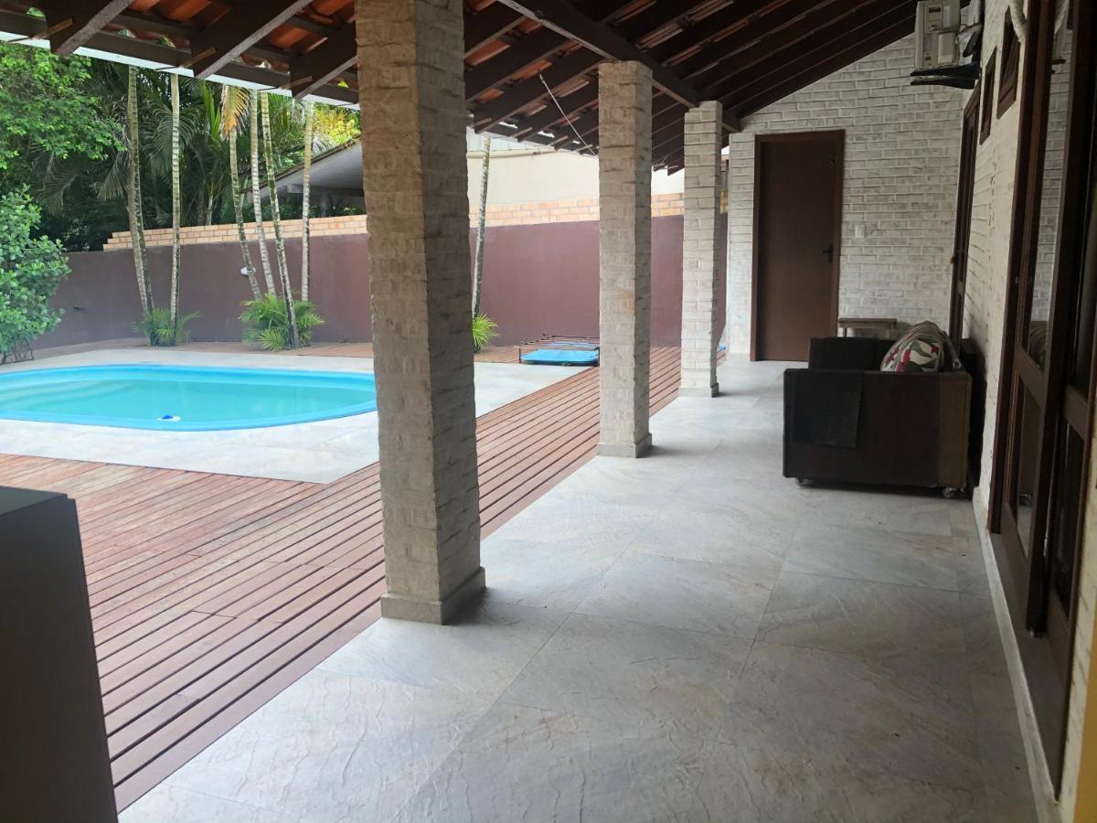 Linda Casa Com Piscina Em Bombinhas, Espaco Inteiro Eksteriør bilde